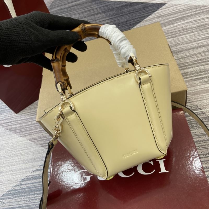 Gvc*1 tote bags
